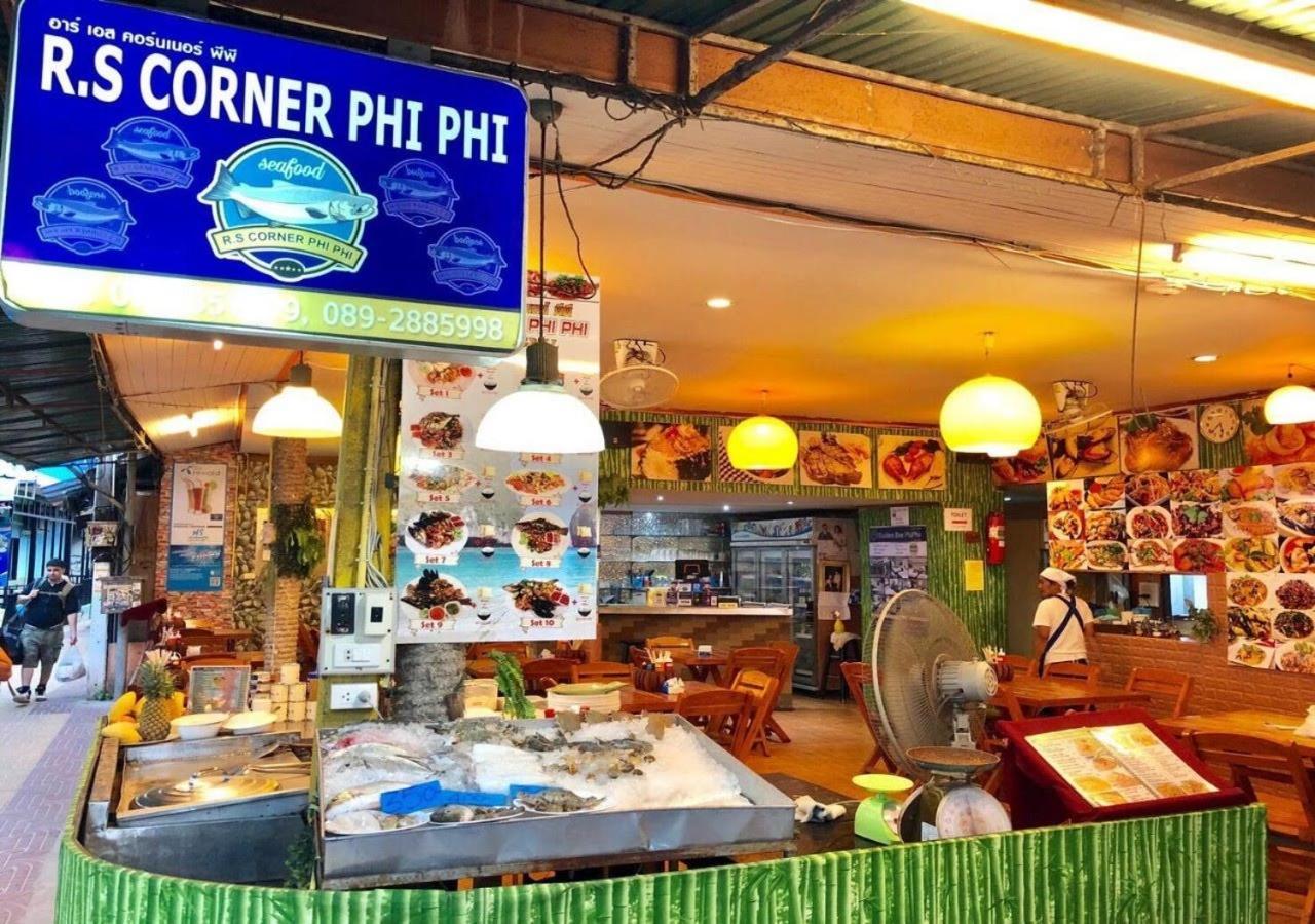 Golden Bee Phiphi Hotel Exterior photo